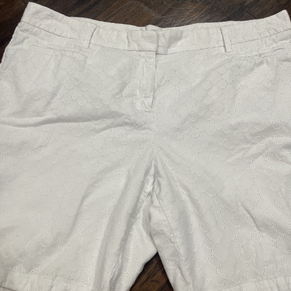 Lands' End Womens Size 18 White Eyelet Bermuda Shorts Plus Size Embroidered